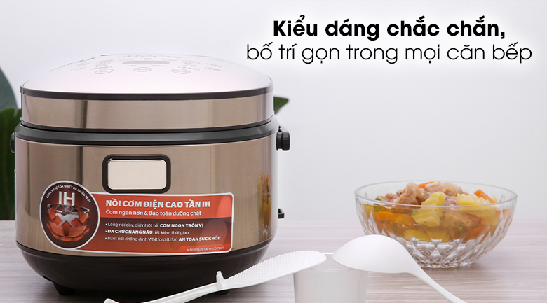Thiết kế vỏ ngoài inox sang trọng, đẹp mắt dễ vệ sinh.